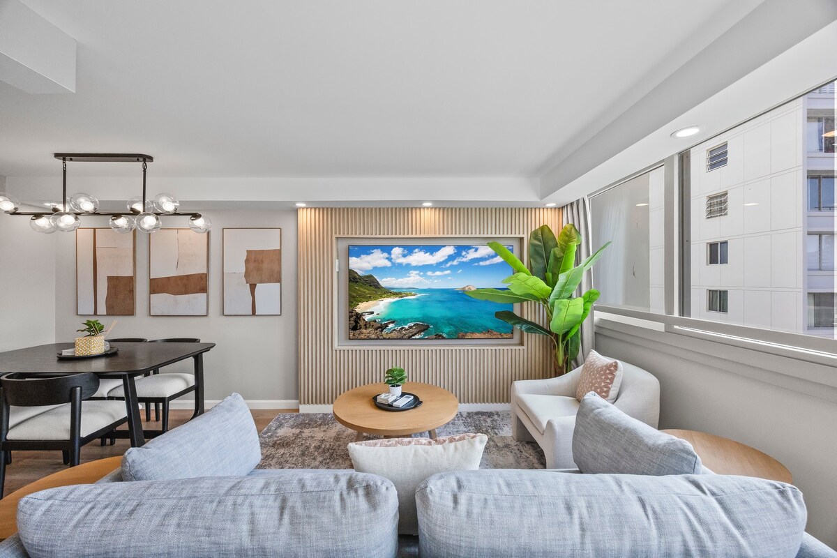 Stunning Tropical 1BR-Central Waikiki-Near Beach!