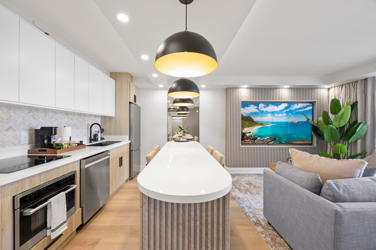 31F-Waikiki Banyan-1BR-Ocean & City Skyline Views