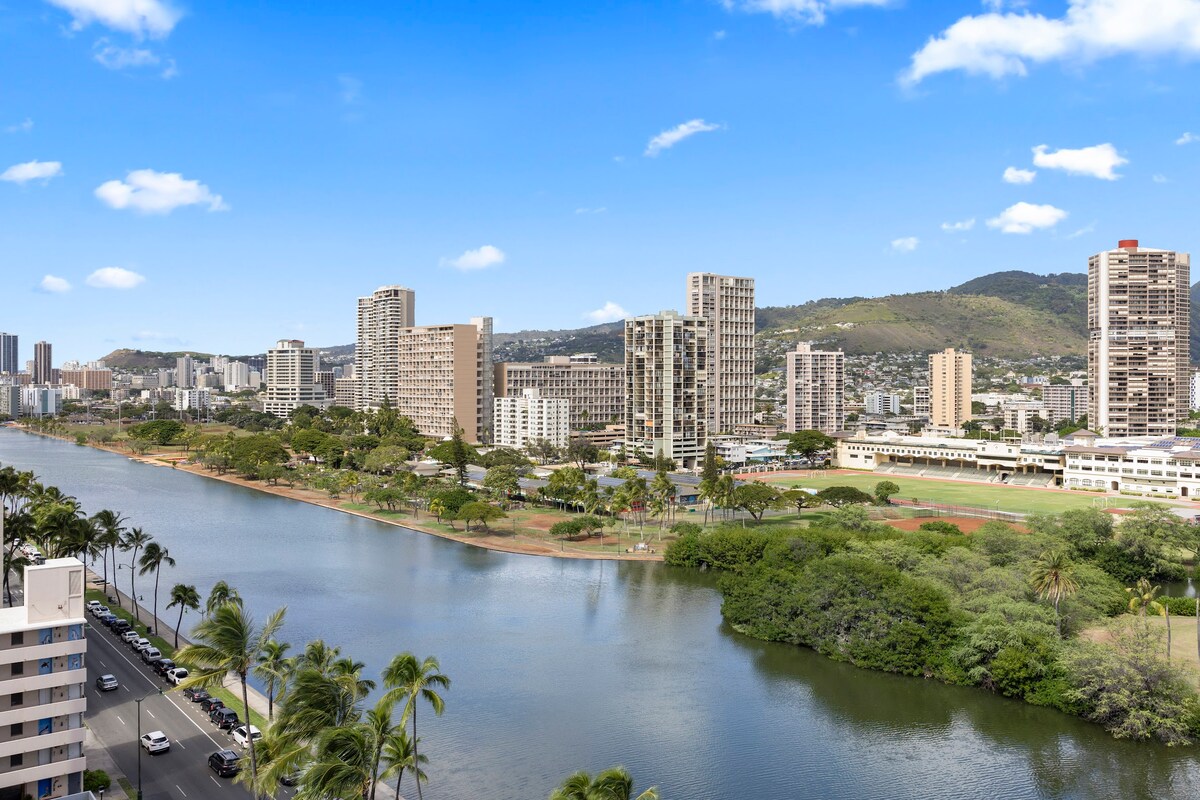 16F-Renovated Modern King Studio-Waikiki Beach~