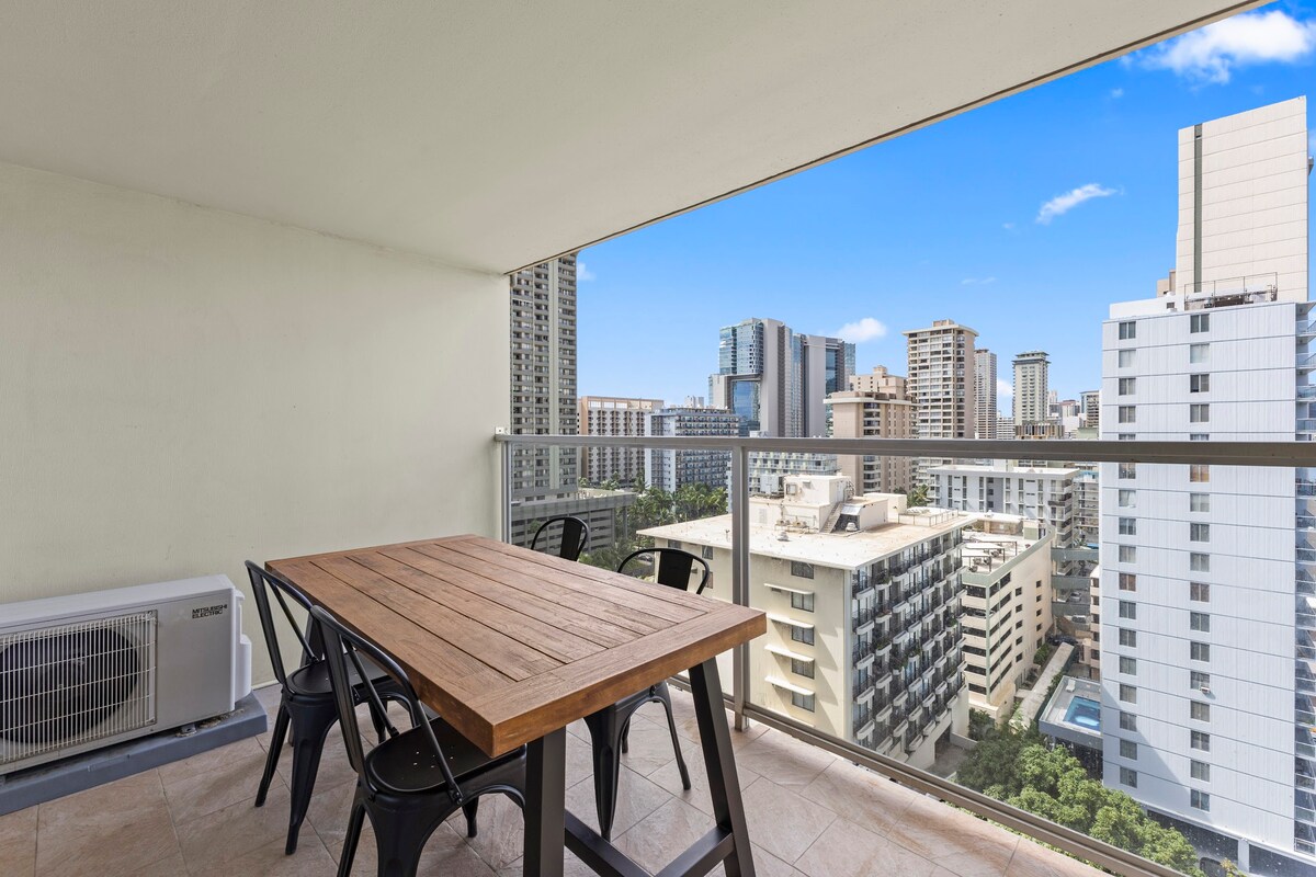 16F-Renovated Modern King Studio-Waikiki Beach~