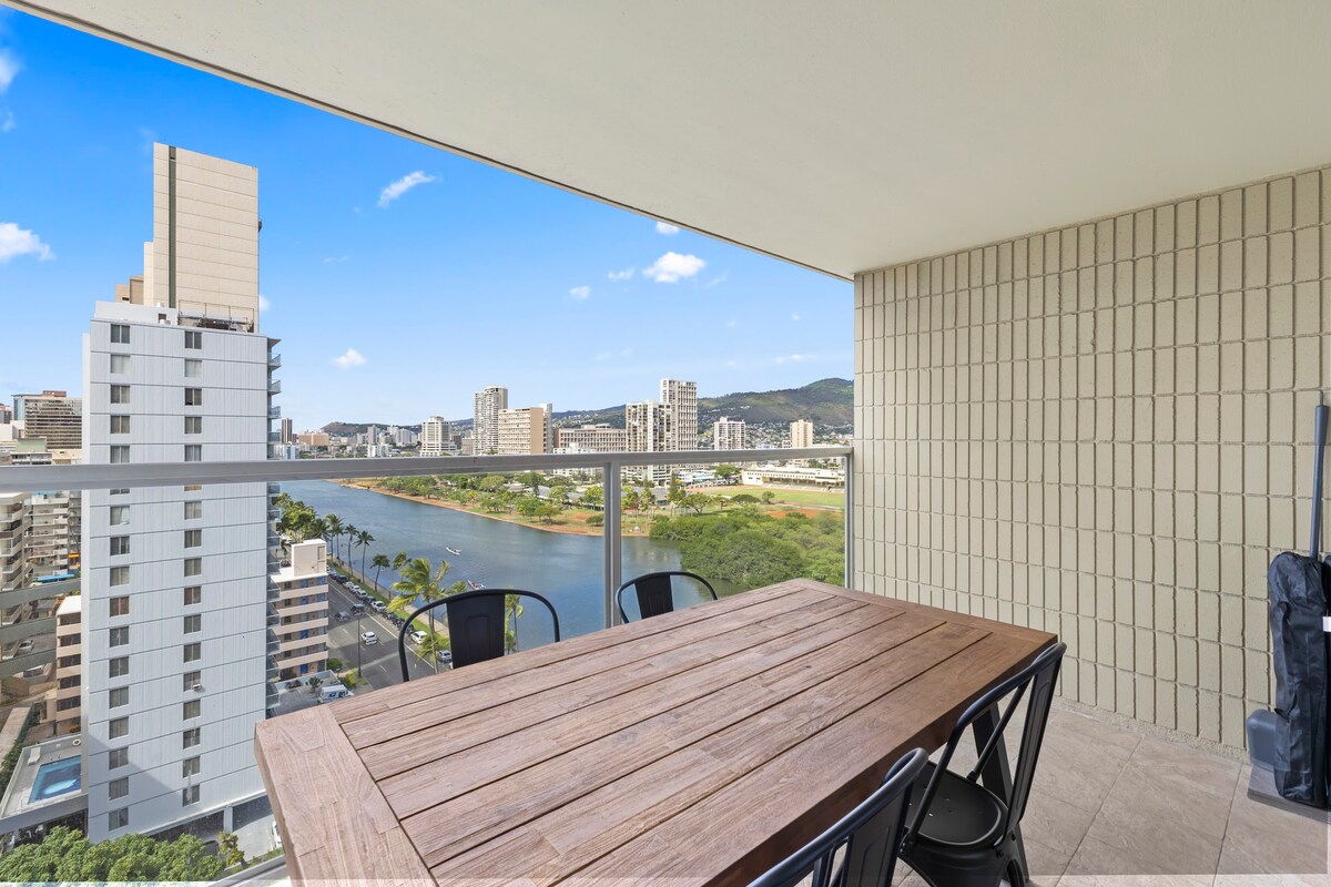 16F-Renovated Modern King Studio-Waikiki Beach~