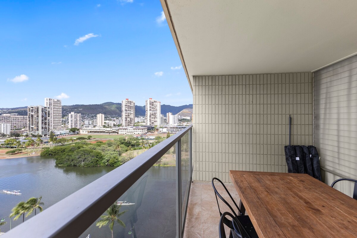 16F-Renovated Modern King Studio-Waikiki Beach~