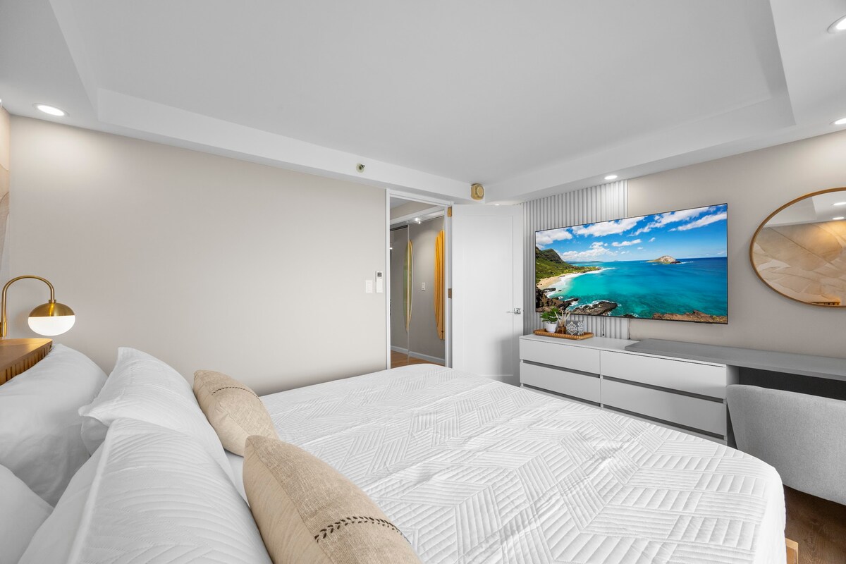 34F-Waikiki 1BR Retreat-Ocean & Diamond Head Views