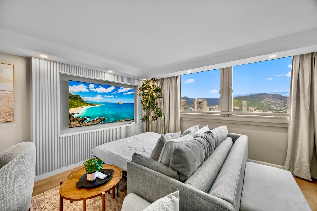 34F-Waikiki 1BR Retreat-Ocean & Diamond Head Views