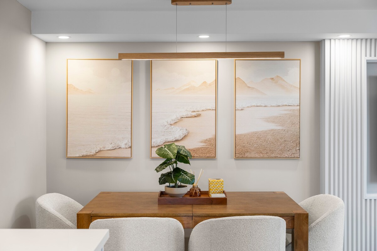 34F-Waikiki 1BR Retreat-Ocean & Diamond Head Views
