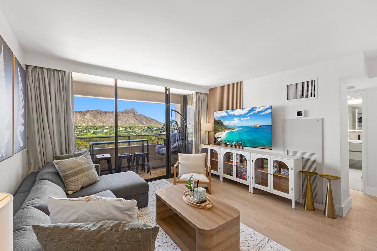 17F-Grand Diamond Head View-2BR-Waikiki w/Parking!