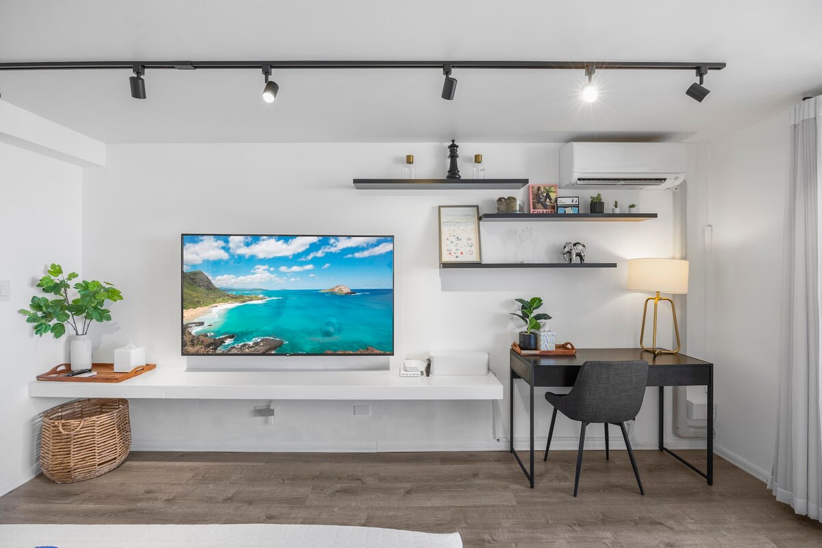 26FL-Renovated Modern & Chic King Studio-Waikiki
