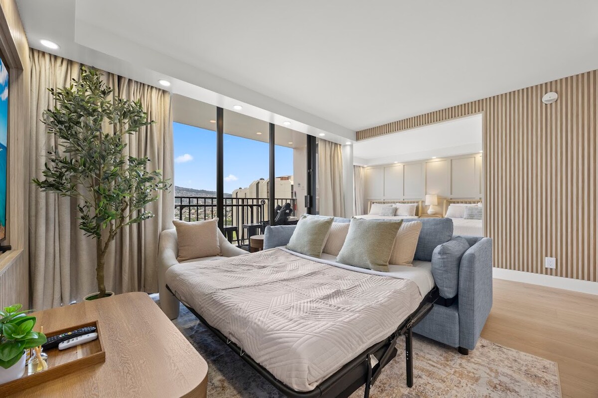 23F-Upscale 1BR-Mountain View-Free Parking w/ Pool