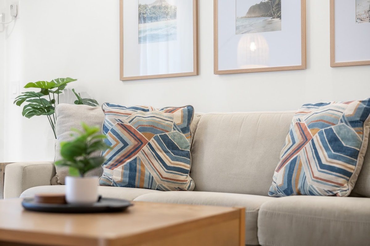 Hidden Oasis-2BR|2BTH w/Parking-Waikiki Beach