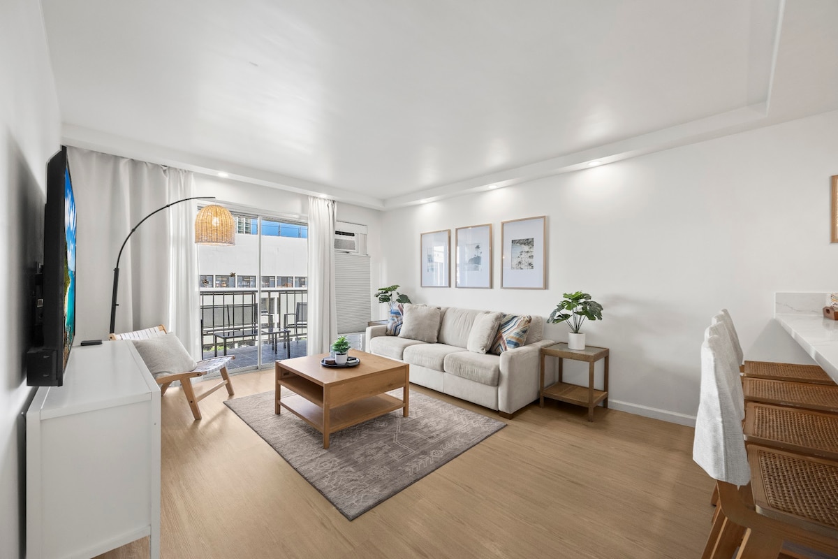 Hidden Oasis-2BR|2BTH w/Parking-Waikiki Beach