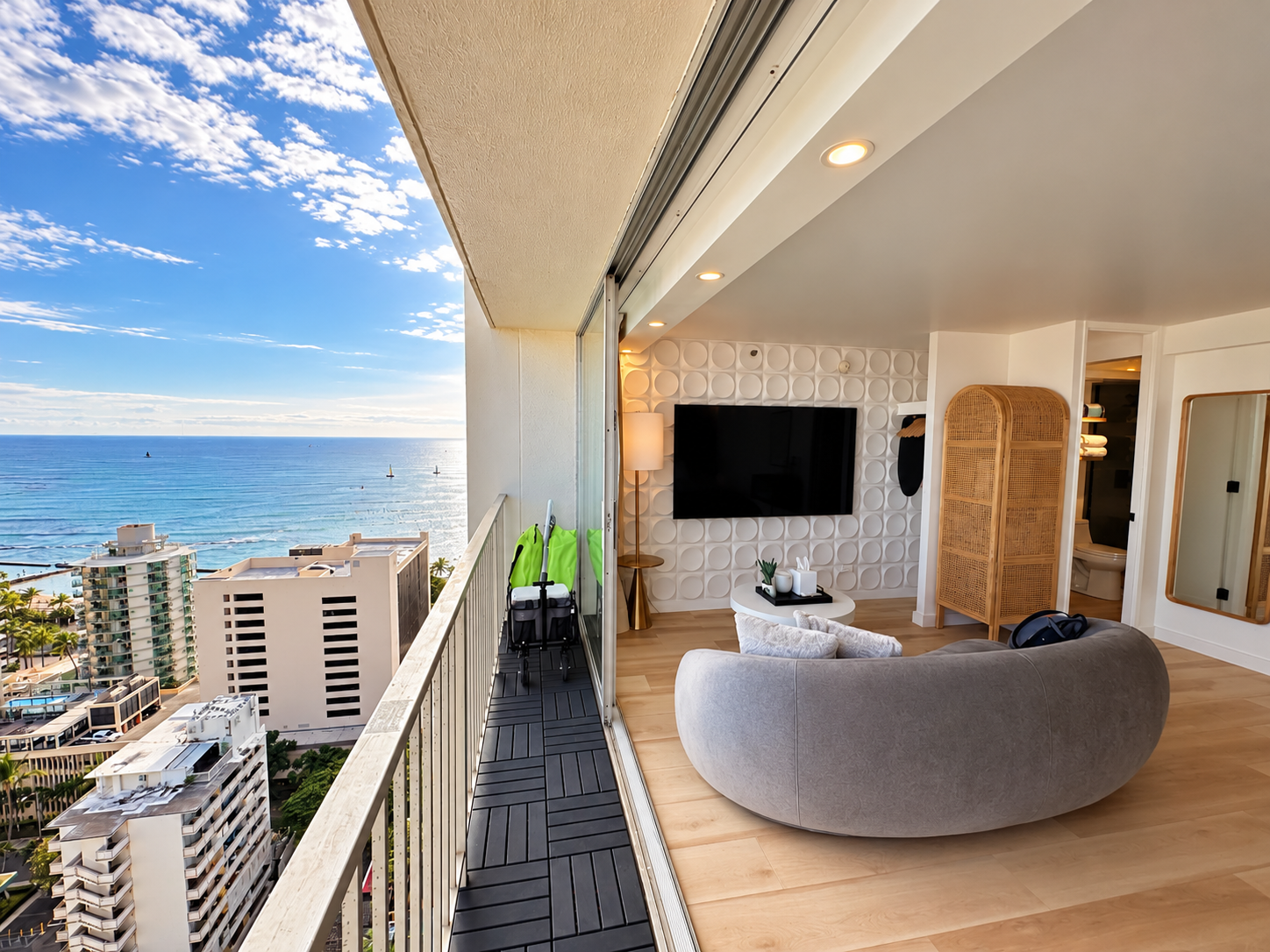 High FL-Upscale Ocean View w/ Easy Beach Access~