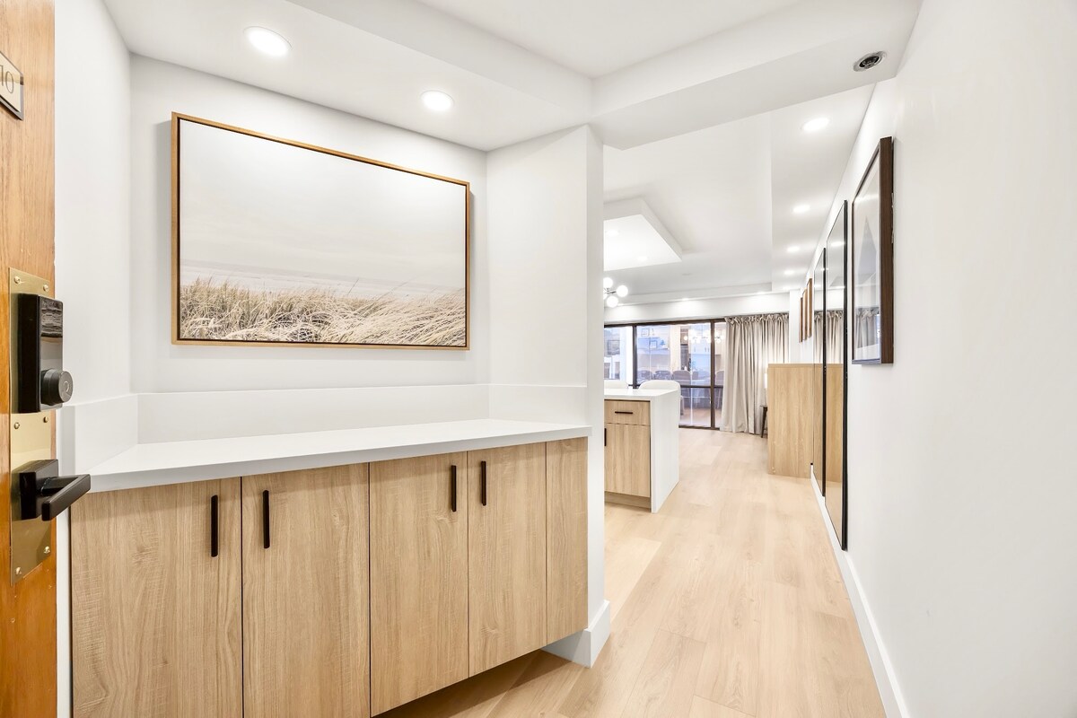 26F-Financial District-City View-1BR w/Parking