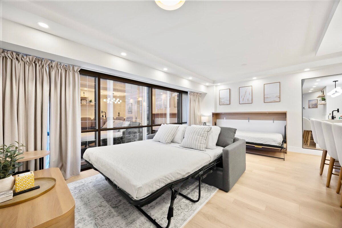 26F-Financial District-City View-1BR w/Parking