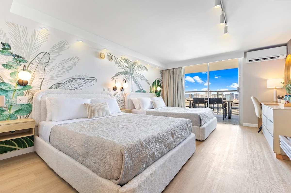 34F-Stunning Tropical Studio w/Ocean & City Views