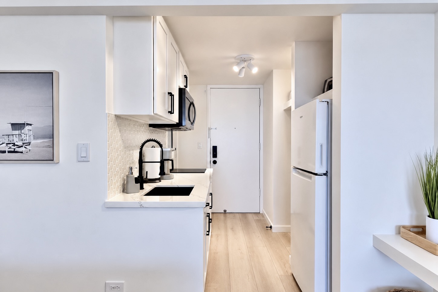 Gorgeous Boutique Studio in Central Waikiki~