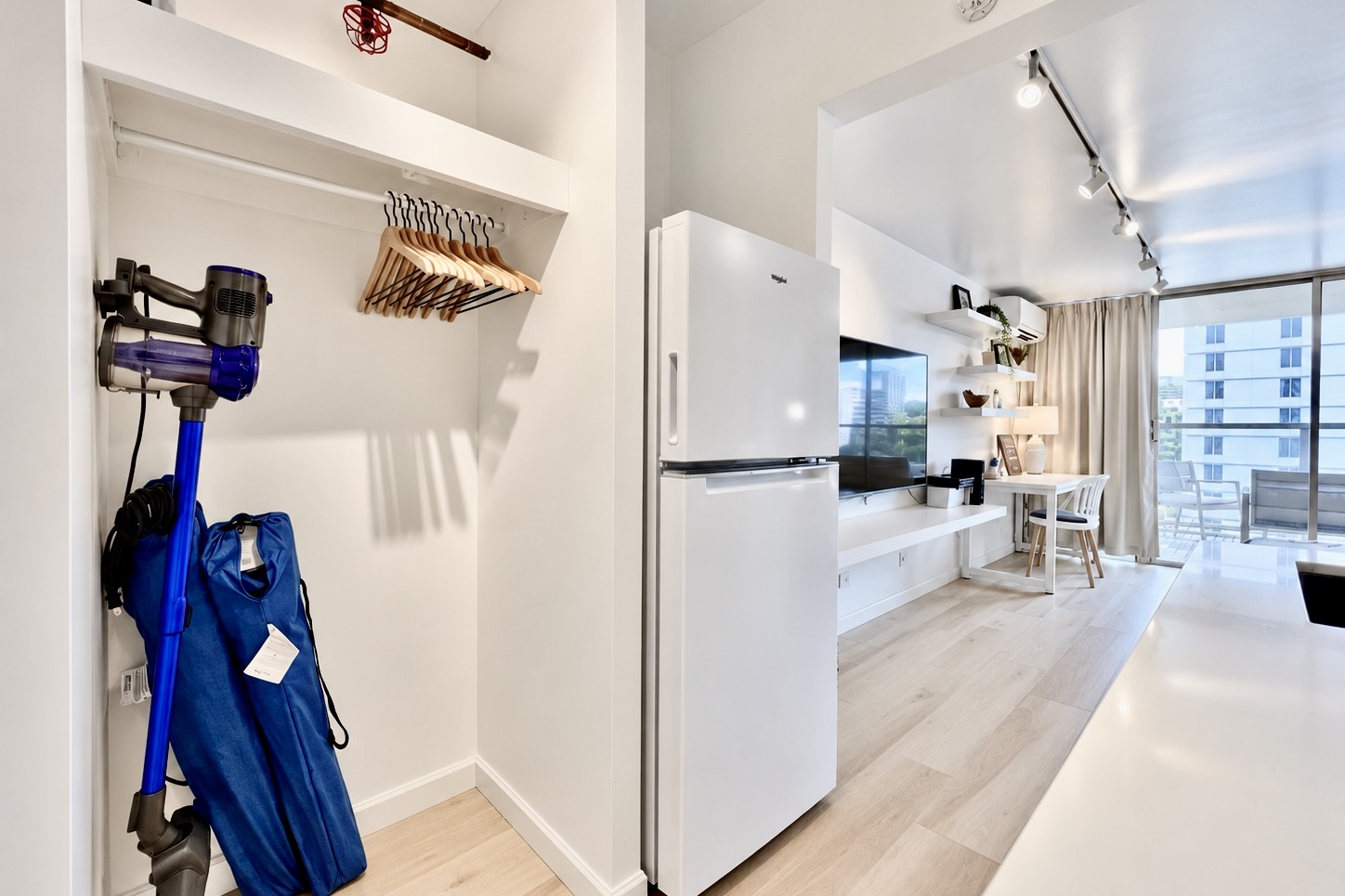 Gorgeous Boutique Studio in Central Waikiki~