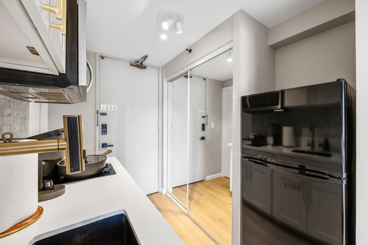 20F-Newly Remodeled Cozy Studio w/2Queens-Waikiki~