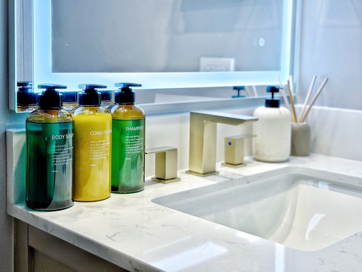 20F-Newly Remodeled Cozy Studio w/2Queens-Waikiki~