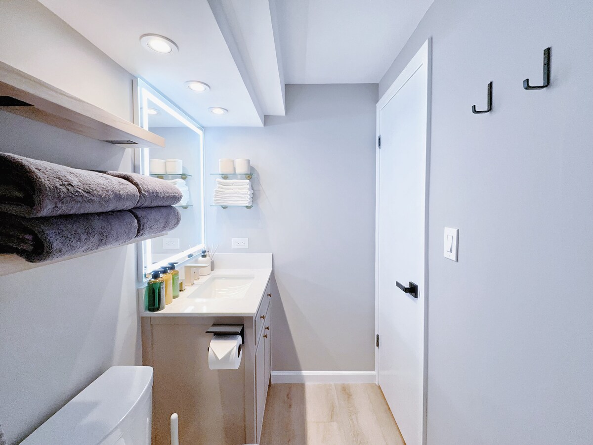 20F-Newly Remodeled Cozy Studio w/2Queens-Waikiki~