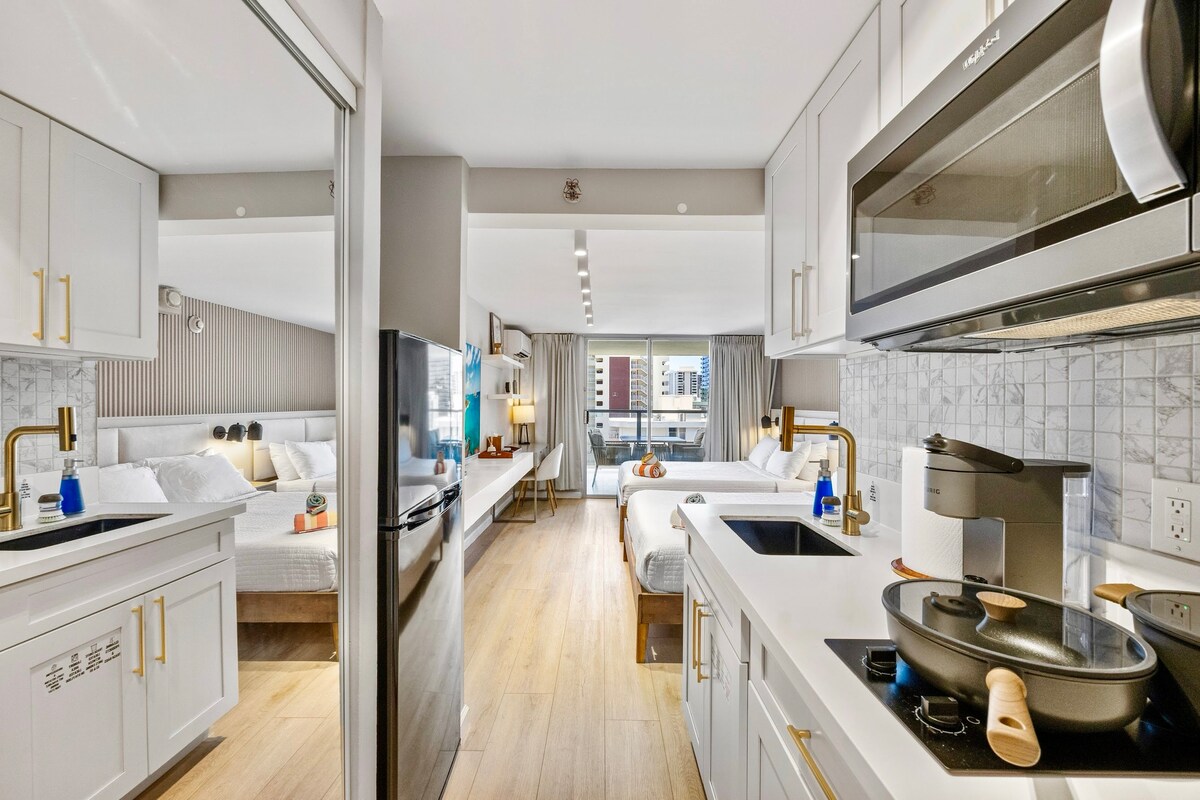20F-Newly Remodeled Cozy Studio w/2Queens-Waikiki~