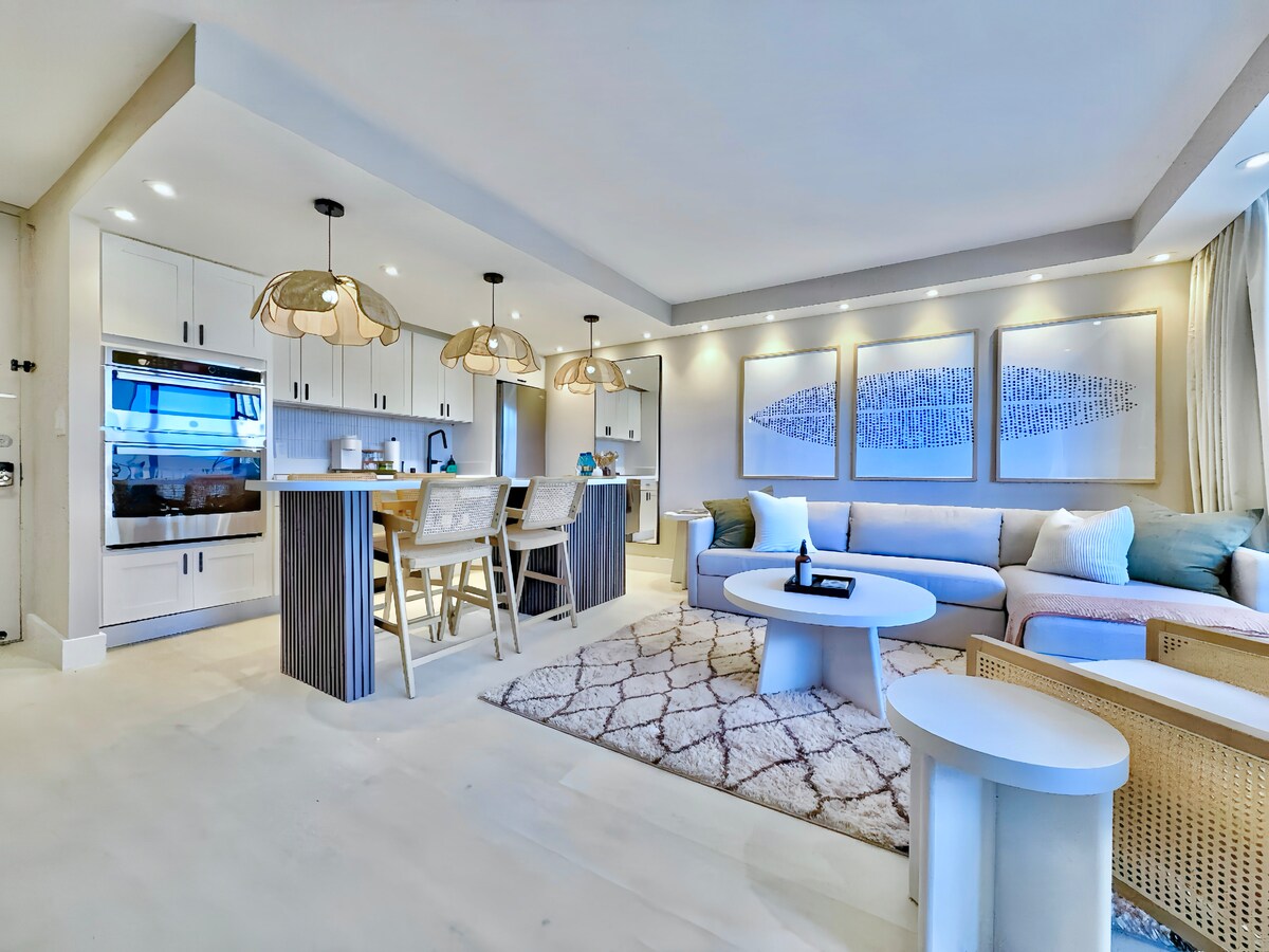 23F-Newly Renovated-Diamond Head View-1BR/Parking~