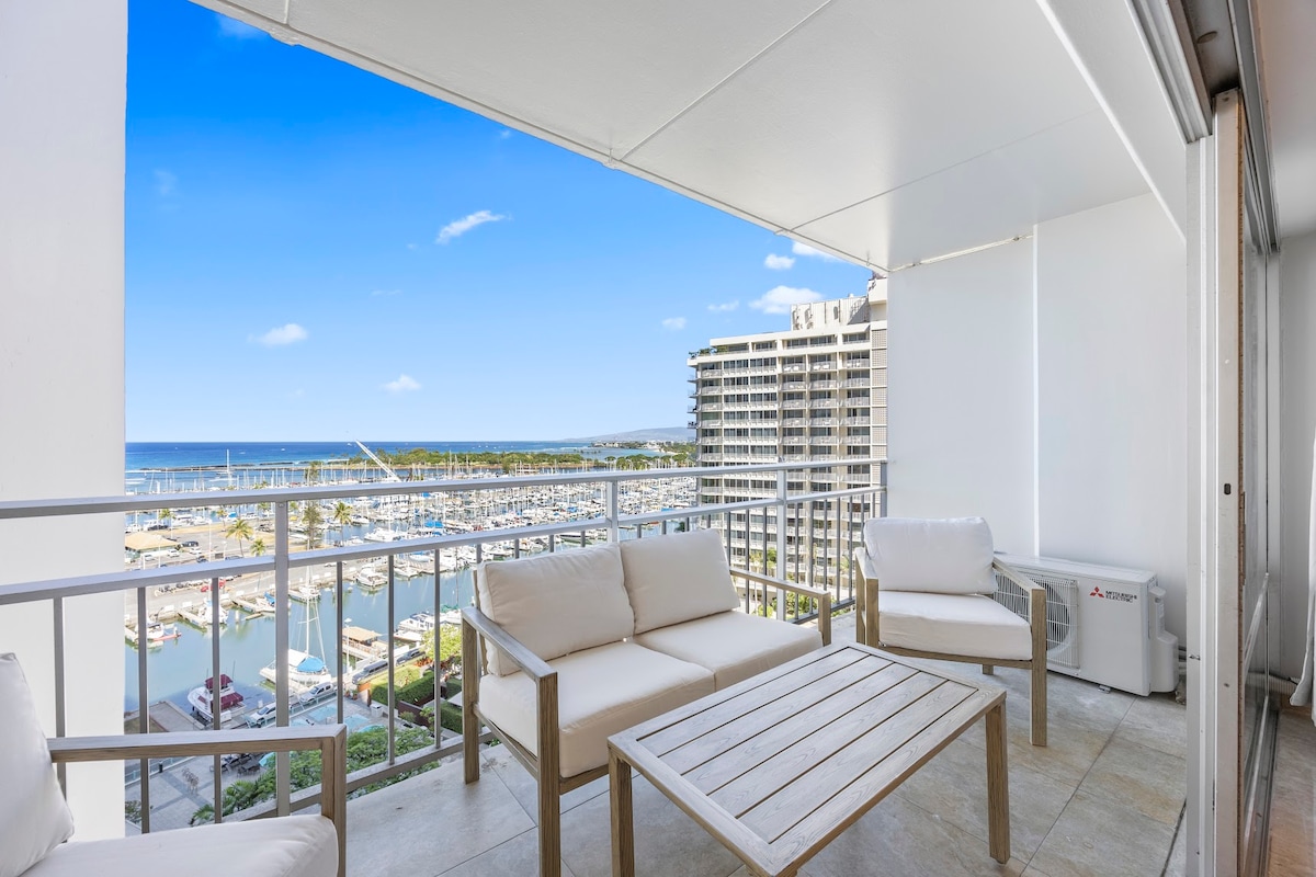 11F-Stunning Ocean View Condo-Ilikai Waikiki Beach