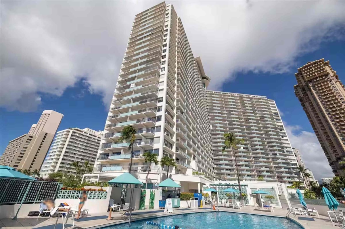11F-Stunning Ocean View Condo-Ilikai Waikiki Beach