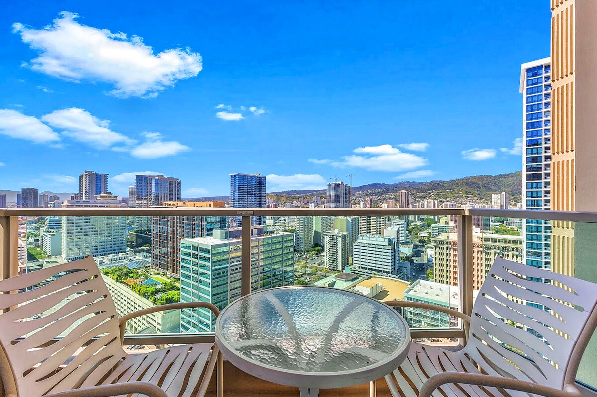 29F-Ala Moana Premium Double w/City & Ocean Views