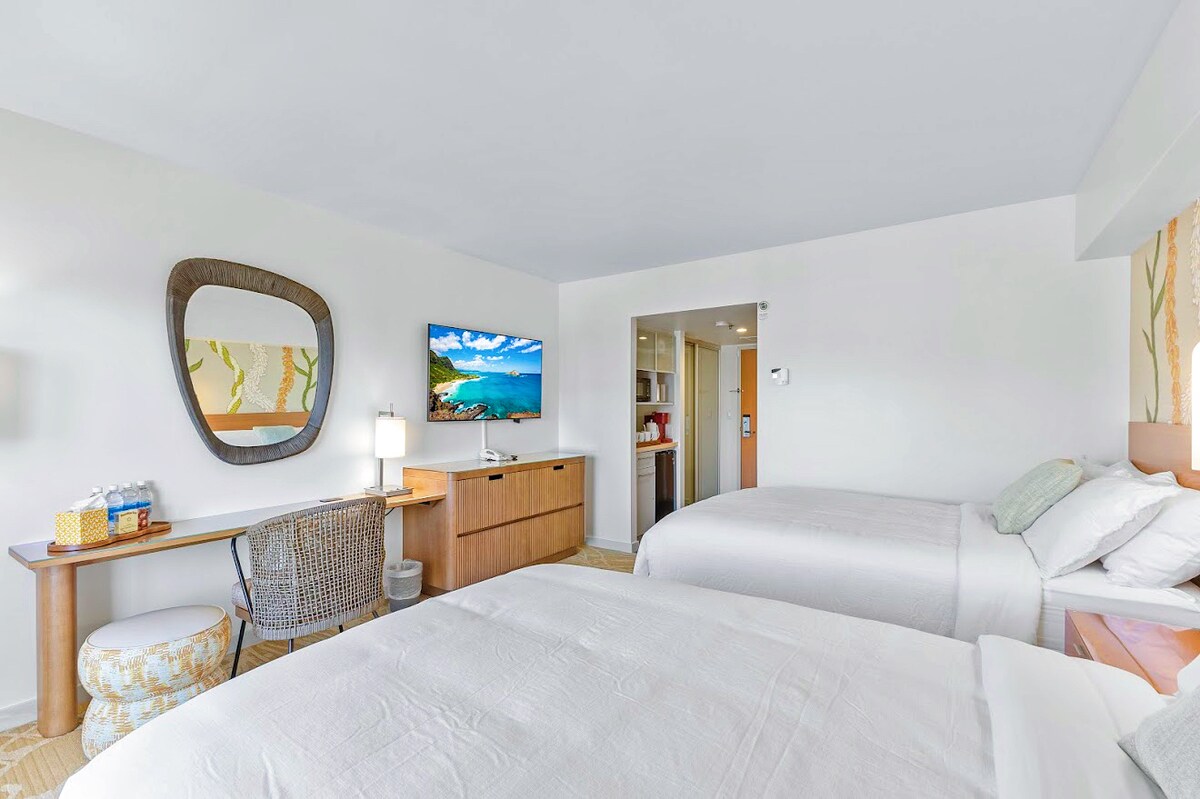 29F-Ala Moana Premium Double w/City & Ocean Views