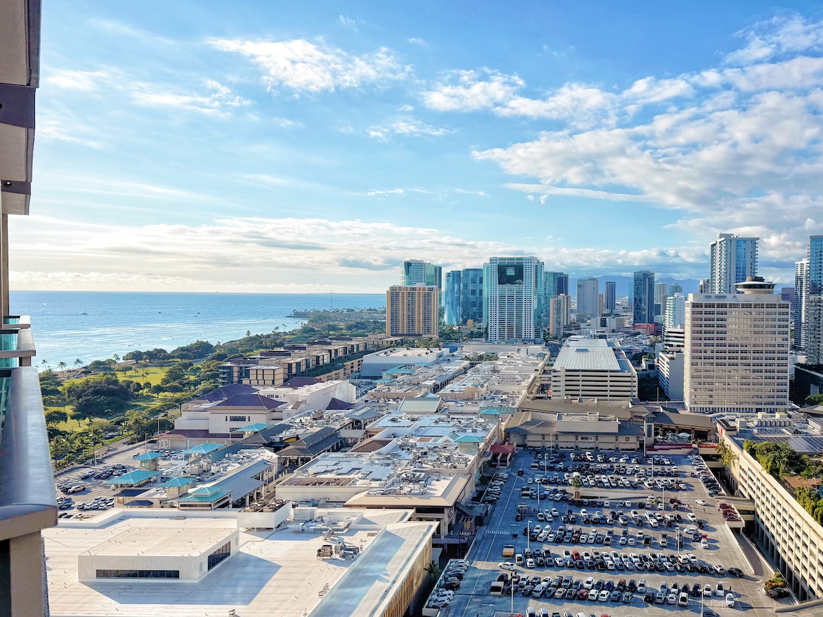 29F-Ala Moana Premium Double w/City & Ocean Views