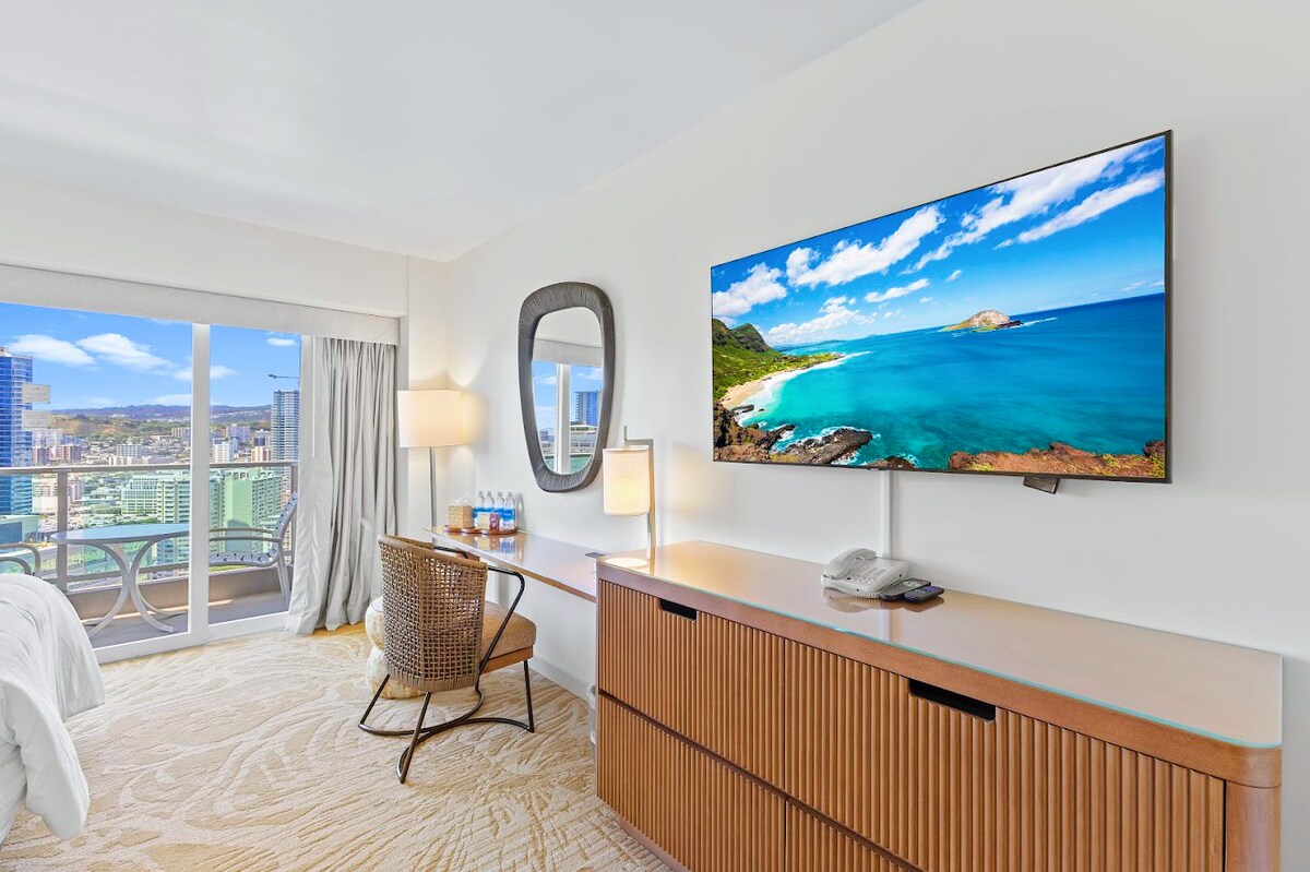 29F-Ala Moana Premium Double w/City & Ocean Views