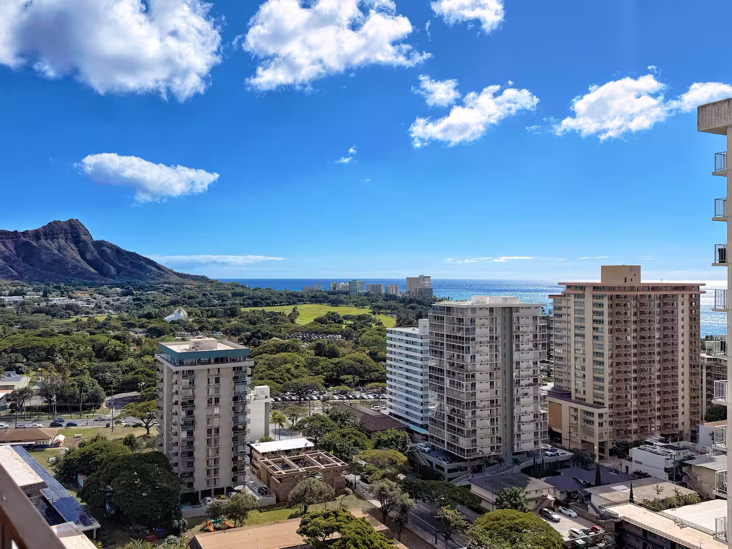 23F-Waikiki Gem-1BR w/Diamond Head & Ocean Views!