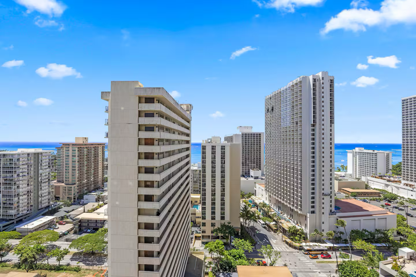 23F-Waikiki Gem-1BR w/Diamond Head & Ocean Views!