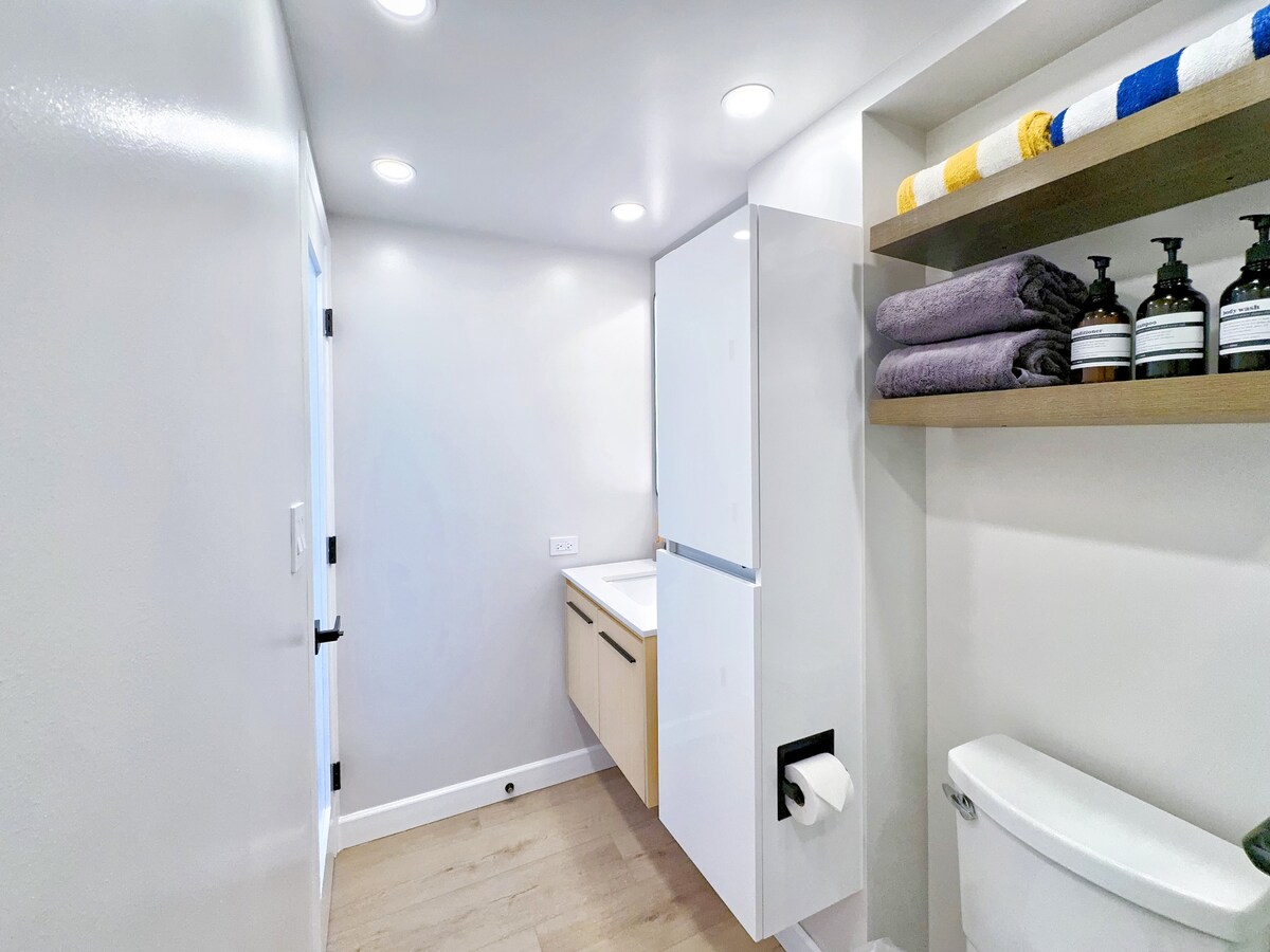 28F-Upscale Ocean View 1BR-3min Walk to Beach!
