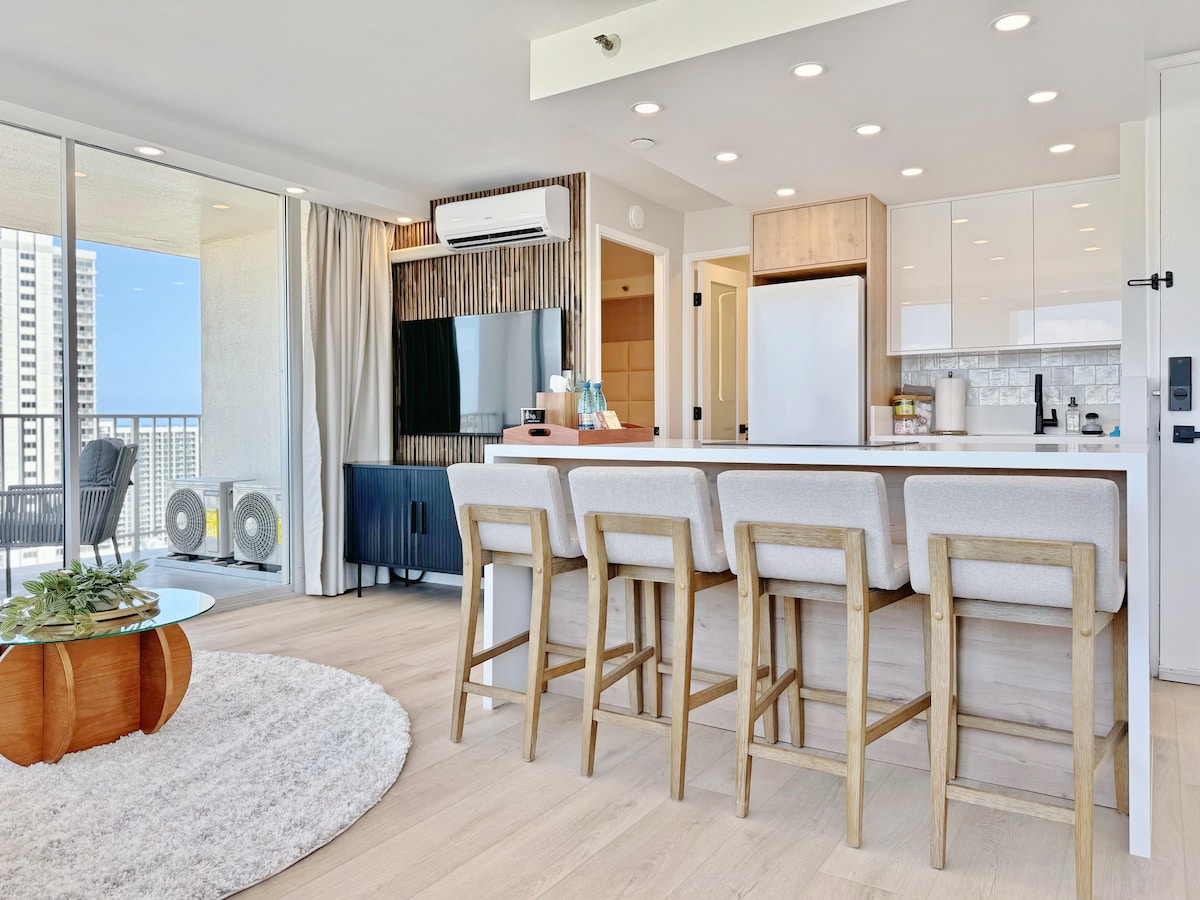 28F-Upscale Ocean View 1BR-3min Walk to Beach!