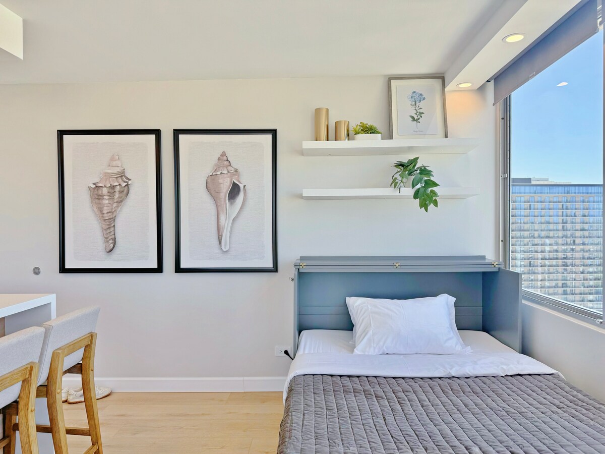 28F-Upscale Ocean View 1BR-3min Walk to Beach!