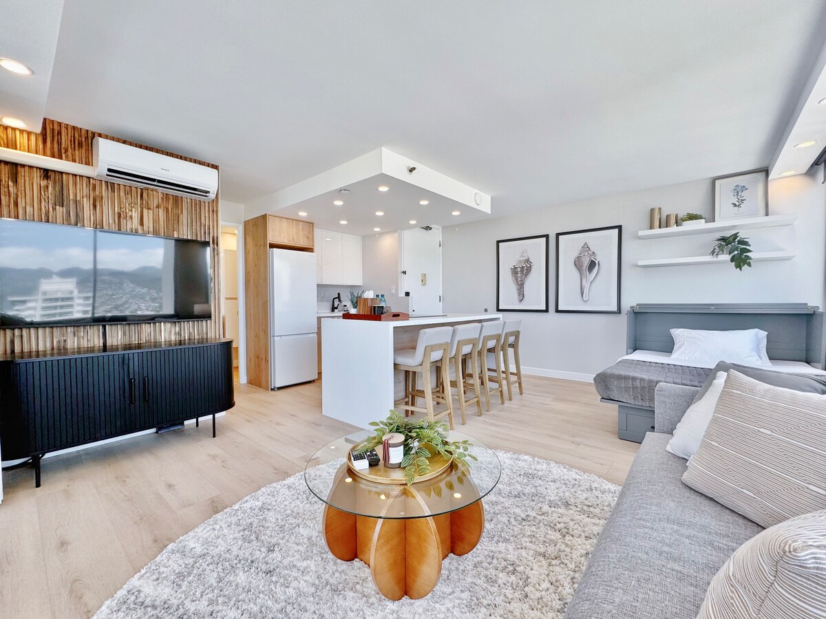 28F-Upscale Ocean View 1BR-3min Walk to Beach!