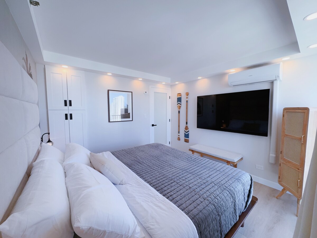 28F-Upscale Ocean View 1BR-3min Walk to Beach!