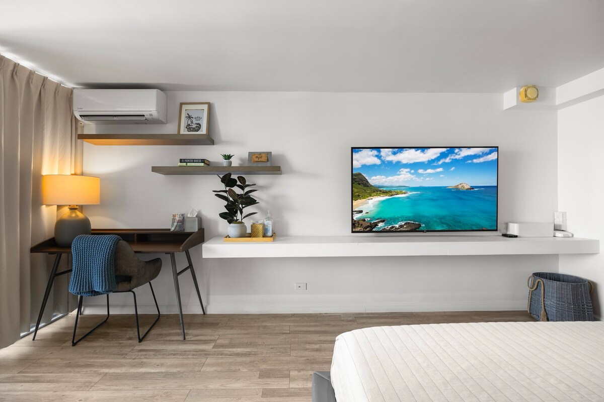 34F-Island Colony Studio-City/Partial Ocean Views