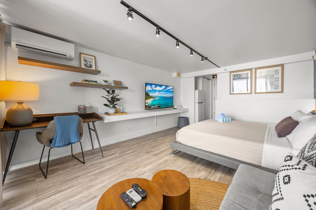 34F-Island Colony Studio-City/Partial Ocean Views