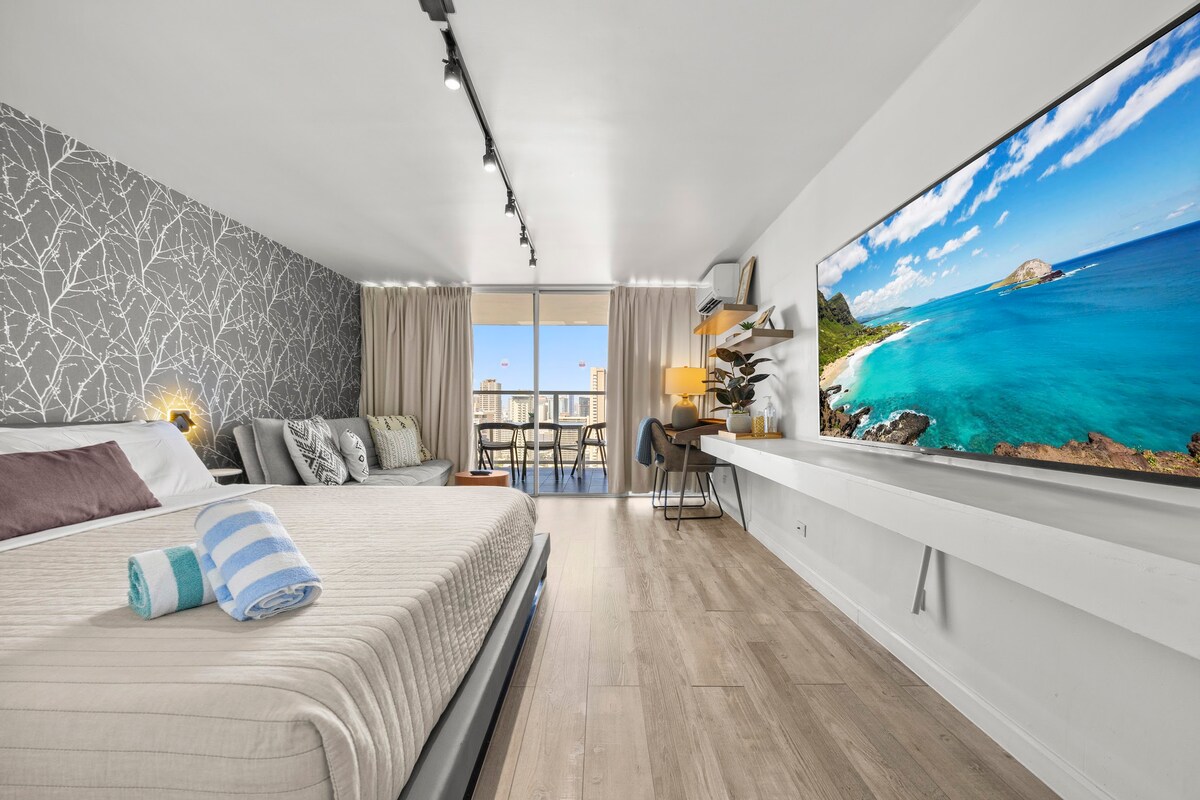 34F-Island Colony Studio-City/Partial Ocean Views
