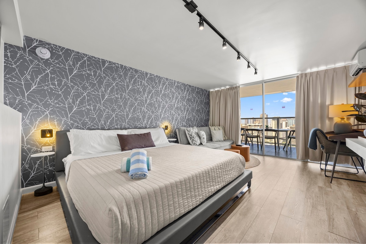34F-Island Colony Studio-City/Partial Ocean Views