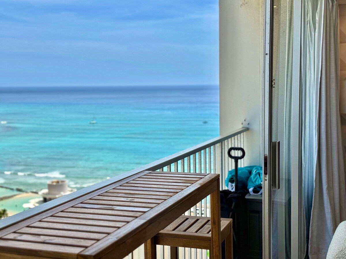 Top FL-Luxury Ocean View King Suite-Waikiki Beach~