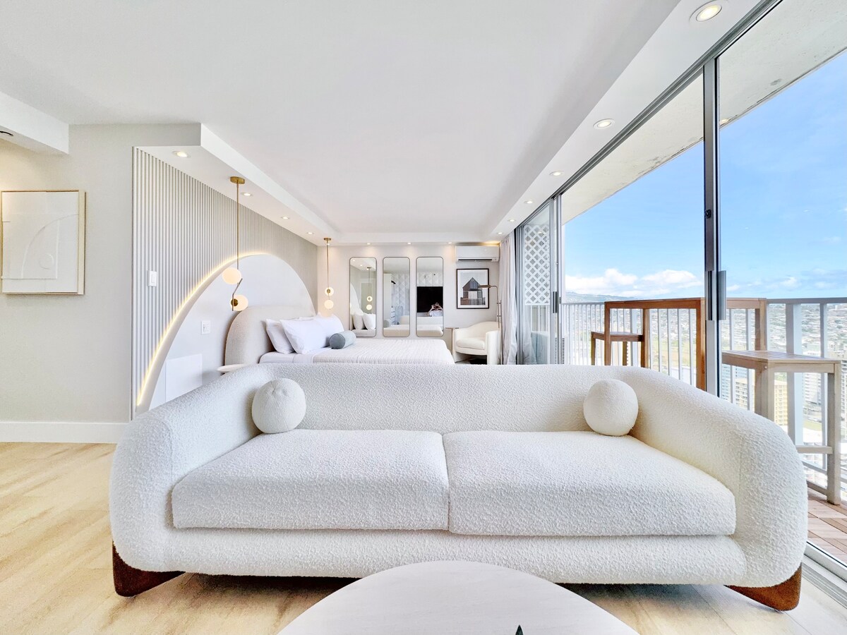 Top FL-Luxury Ocean View King Suite-Waikiki Beach~
