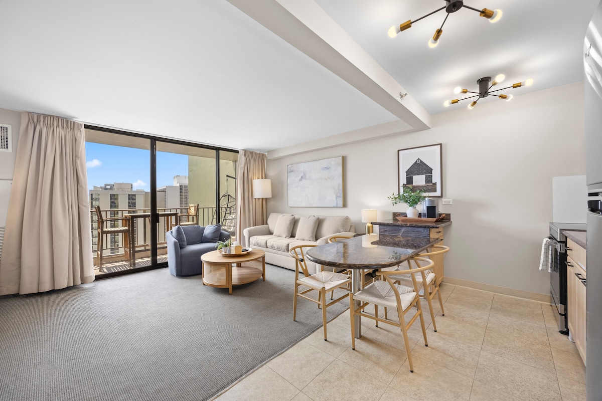 21F-Beautiful Diamond Head View-1BR w/Free Parking