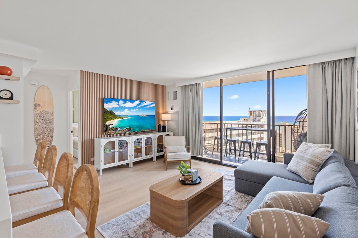28FL-Upscale Ocean & Diamond Head View-1BR/Parking