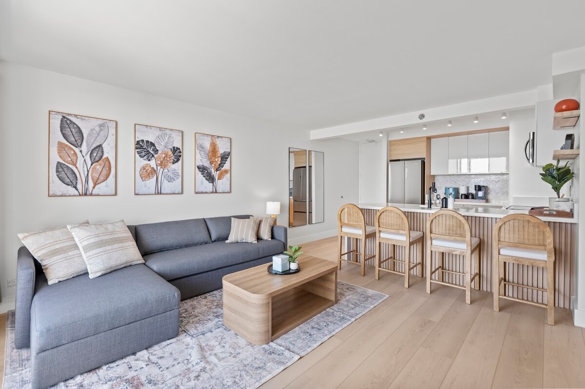 28FL-Upscale Ocean & Diamond Head View-1BR/Parking