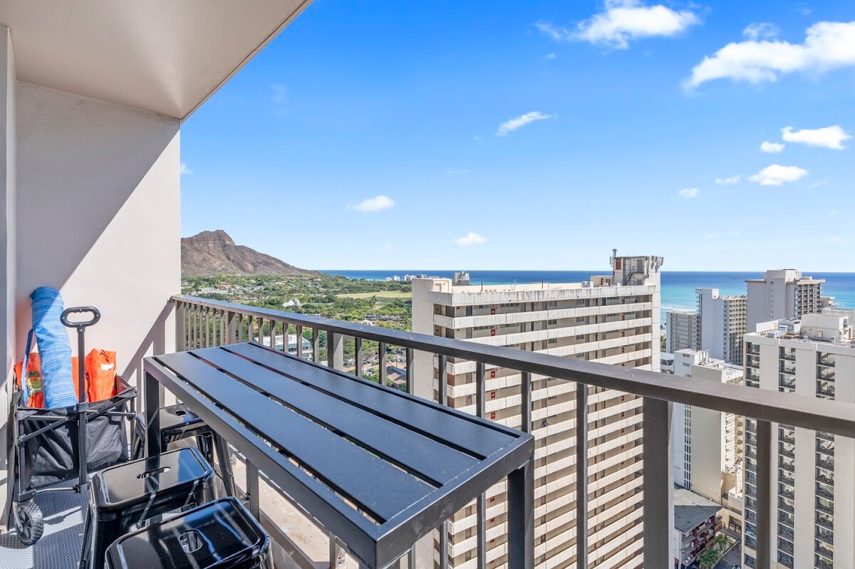 28FL-Upscale Ocean & Diamond Head View-1BR/Parking