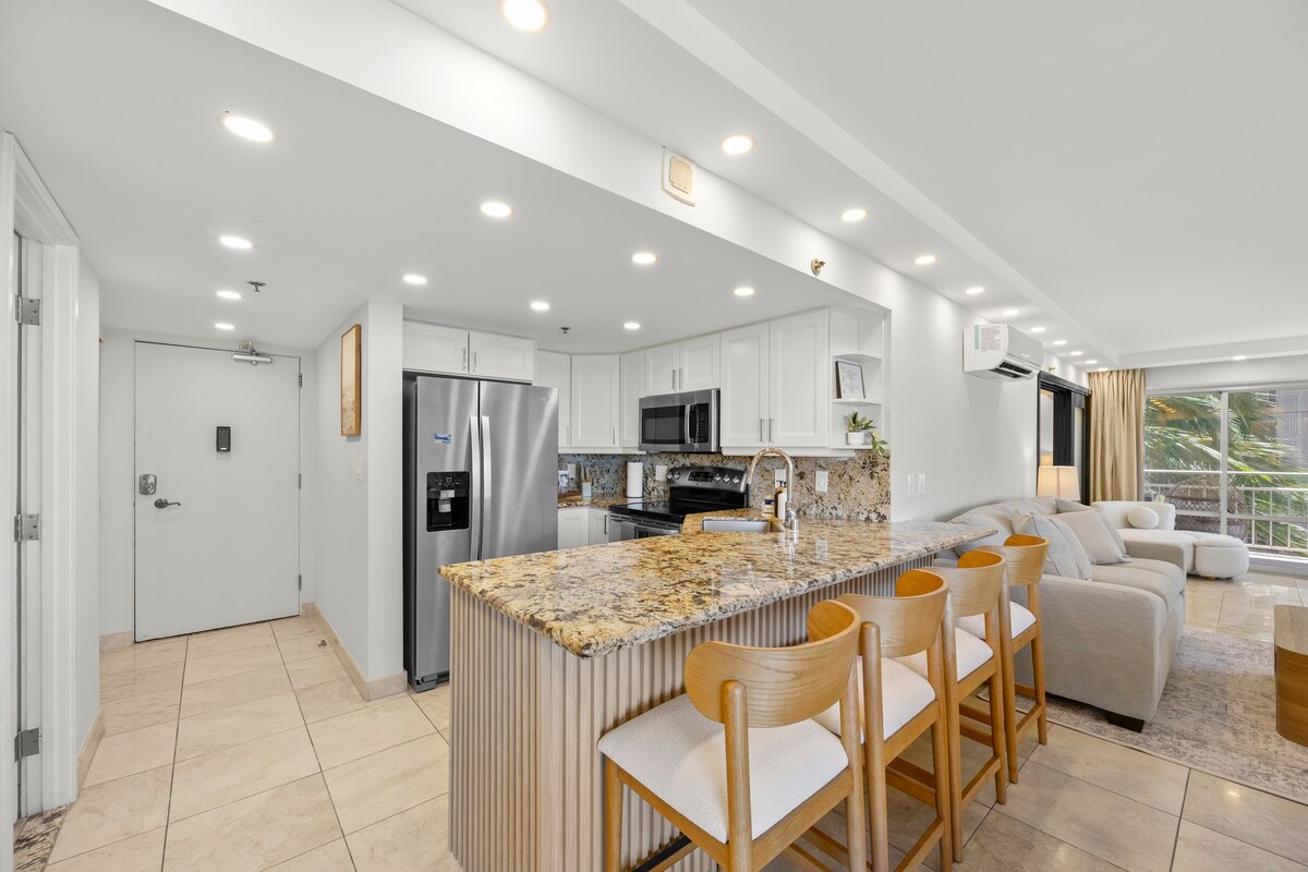 Beautiful Ilikai 2BR/2BTH Corner Suite-Waikiki