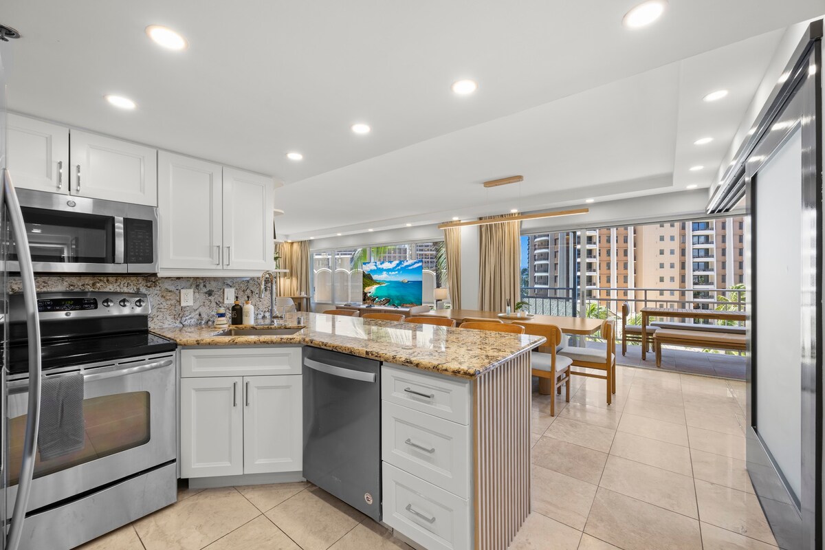 Beautiful Ilikai 2BR/2BTH Corner Suite-Waikiki